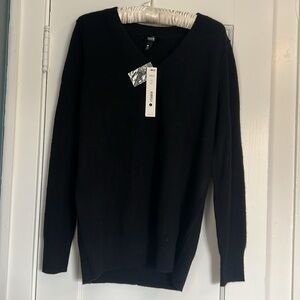 Black cashmere, v-neck sweater